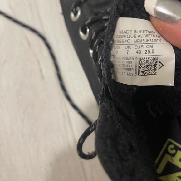 Converse Black and White leather High-Tops with Yellow and red Accent!Beautiful - Picture 8 of 14